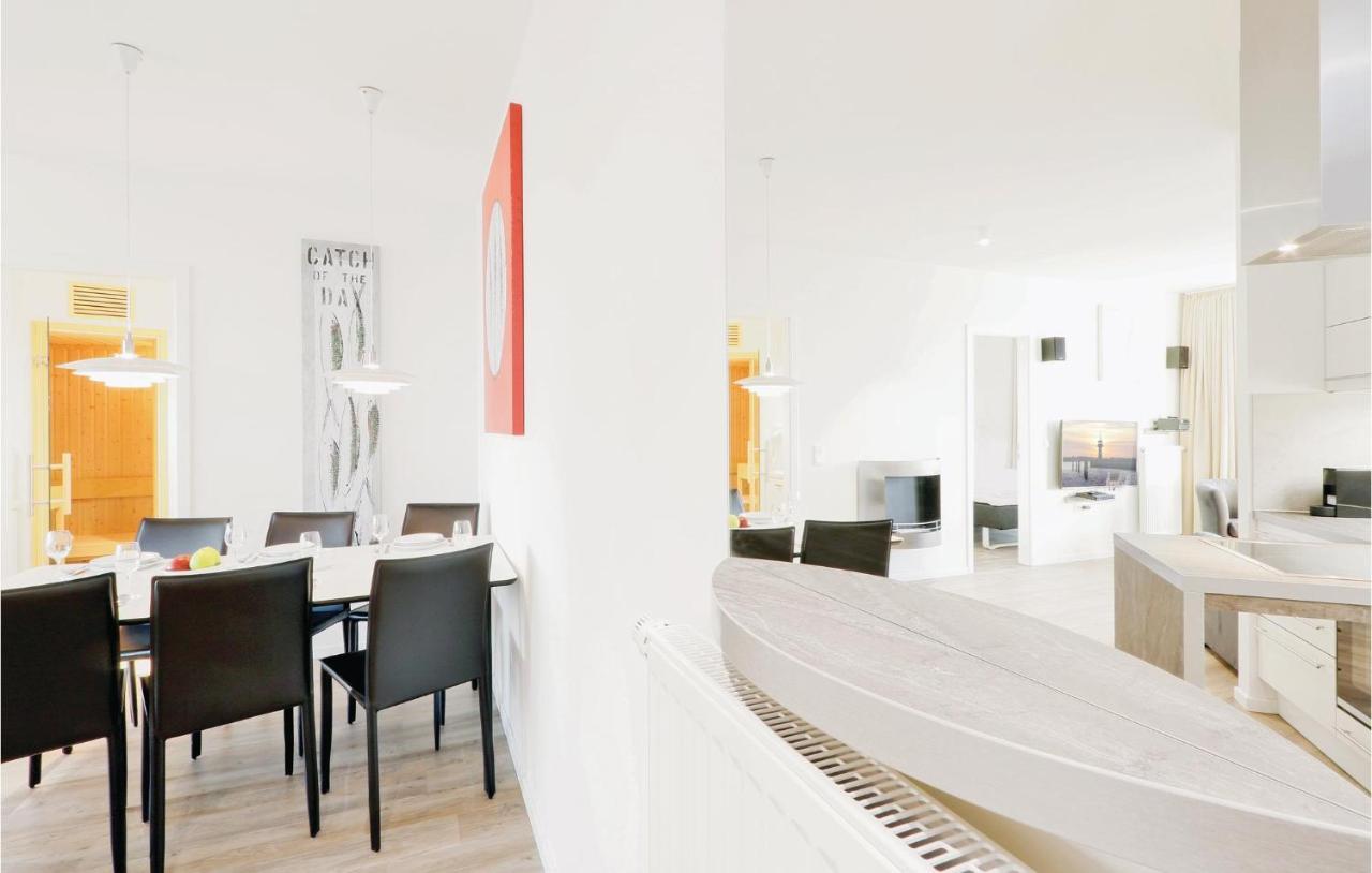 Cozy Apartment In Luebeck Travemuende With Sauna Exteriör bild